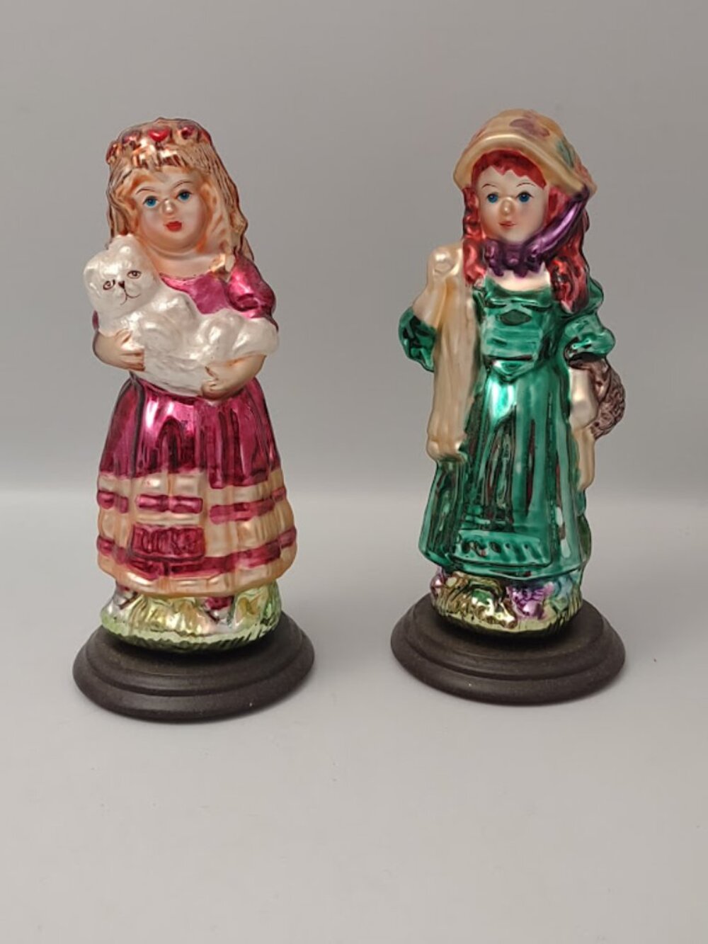 Thomas Pacconi Classics 2006 Set of 3 6" Blown Glass Victorian Girl Figurines